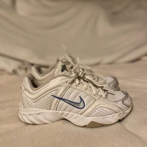 Vintage Nike Shoes